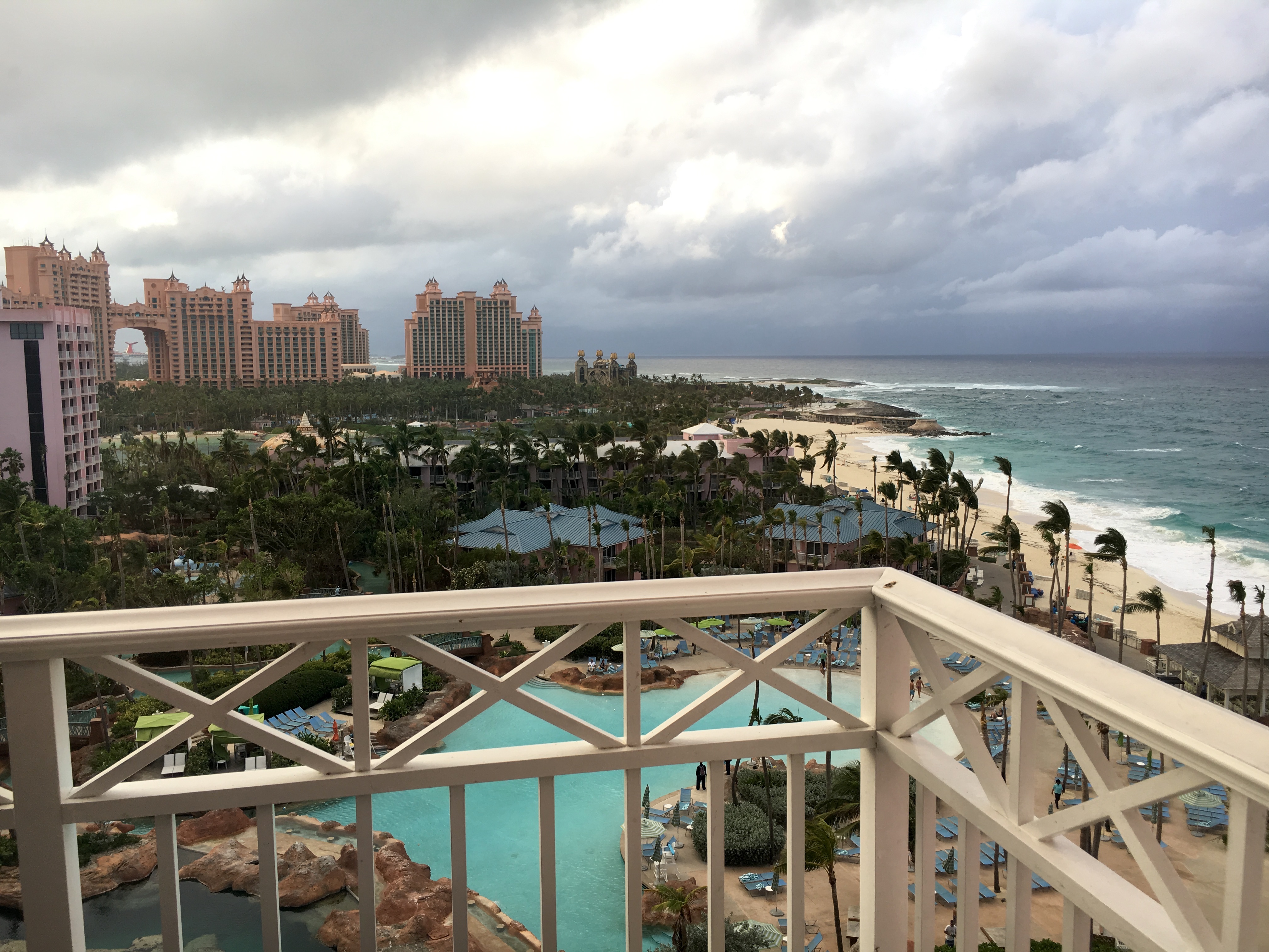 Atlantis Beach Tower Review In Nassau Bahamas Out And Out